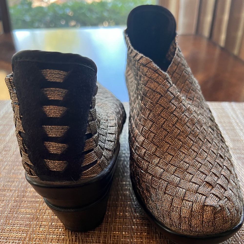 - Bernie Mev Slip on Gold Wedge Shoe US 8